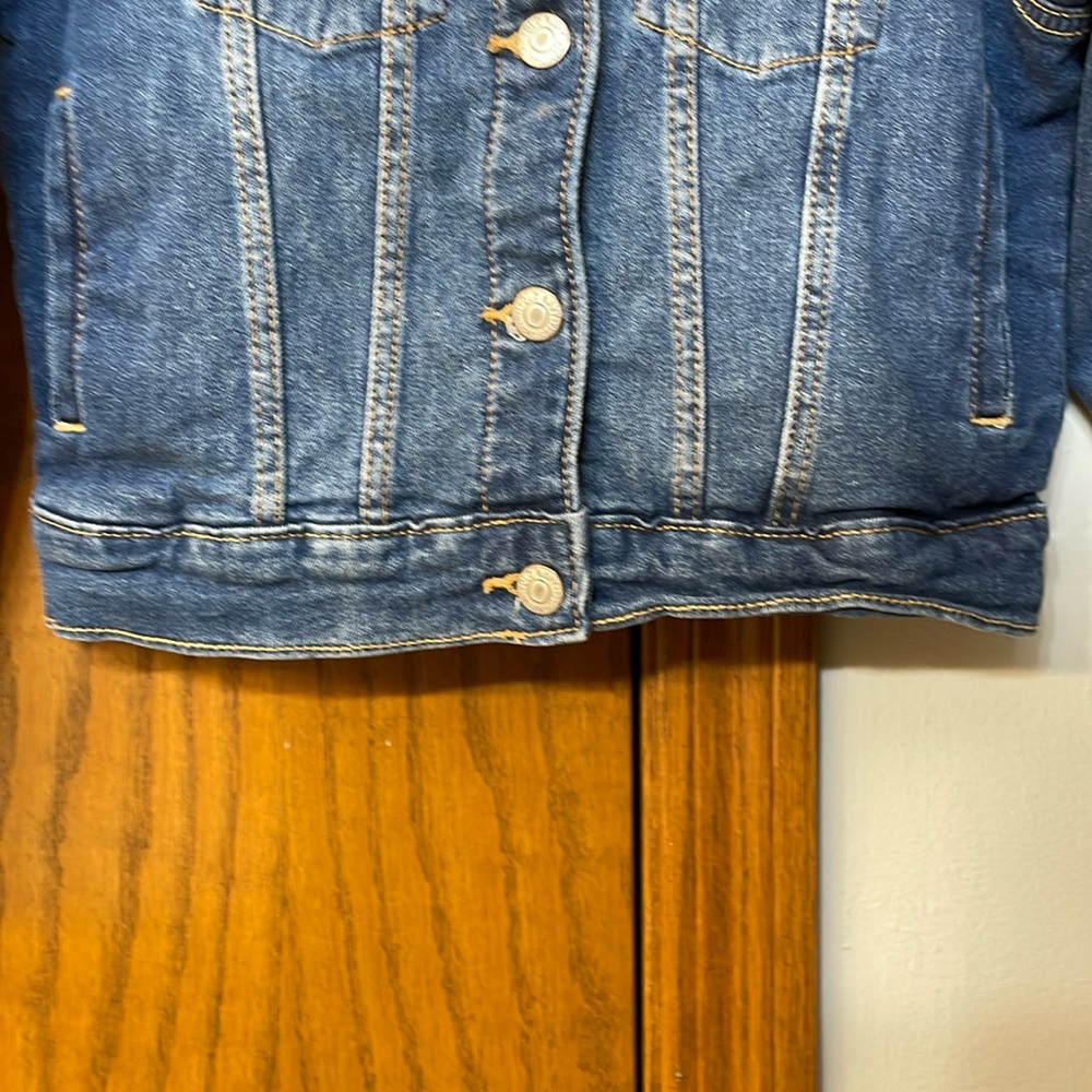 OLD NAVY UEC Girls Size Medium (8) Jean Jacket Pockets Collar Denim Button - Picture 7 of 14